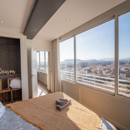 Apartmán Charming Downtown Skyscrapper Alicante Exteriér fotografie