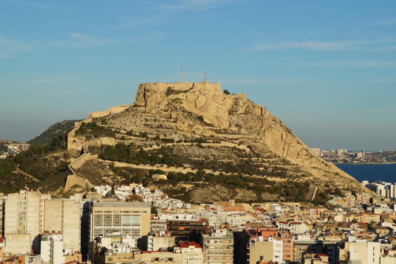Apartmán Charming Downtown Skyscrapper Alicante Exteriér fotografie