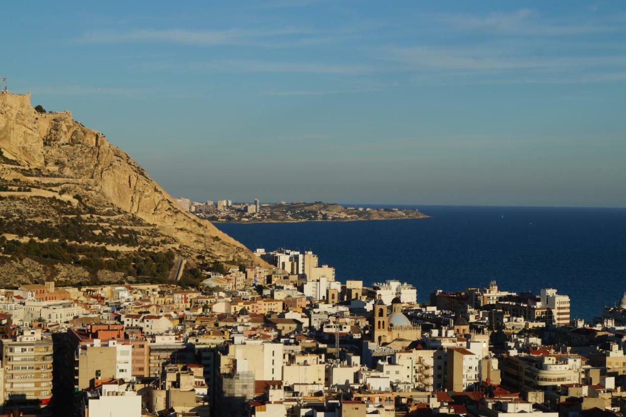 Apartmán Charming Downtown Skyscrapper Alicante Exteriér fotografie